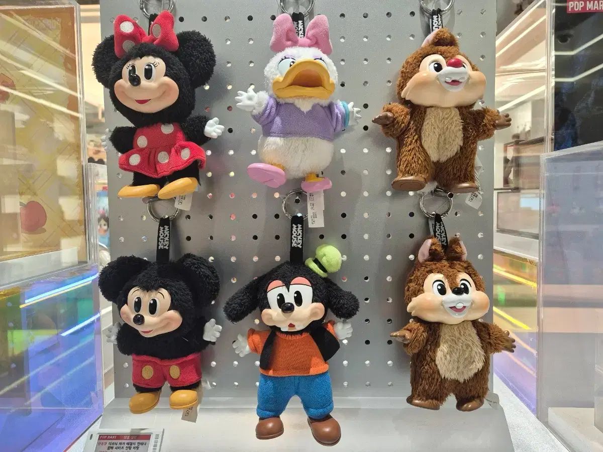 ミッキーファミリー POP MART ディズニー ポップマート 公式ストアDISNEY Mickey Family キュート ぬいぐるみ | ついに手に入れたPOPMARTのぬいぐるみキーチェーン DISNEY 保障 正規品 安い商品を通販サイトから探す