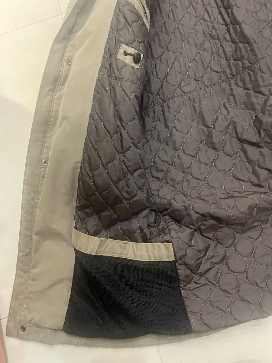 C.P. COMPANY シーピーカンパニー マウンテンパーカー 100 モード系 チェスターコート 