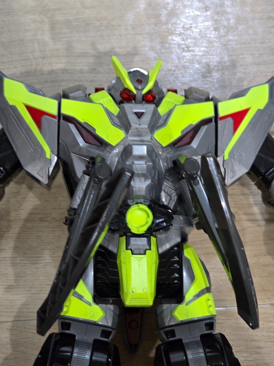 仮面ライダーゼロワン.DXブレイキングマンモス。 61BkOdUonML._AC_UF350,