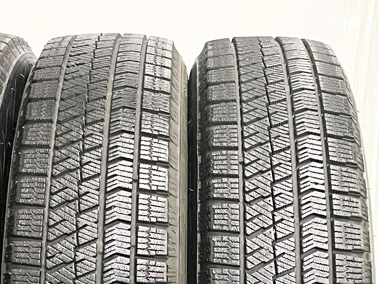 バリ溝スタッドレス！！】トップラン 15in 5.5J +42 PCD100 ブリザック