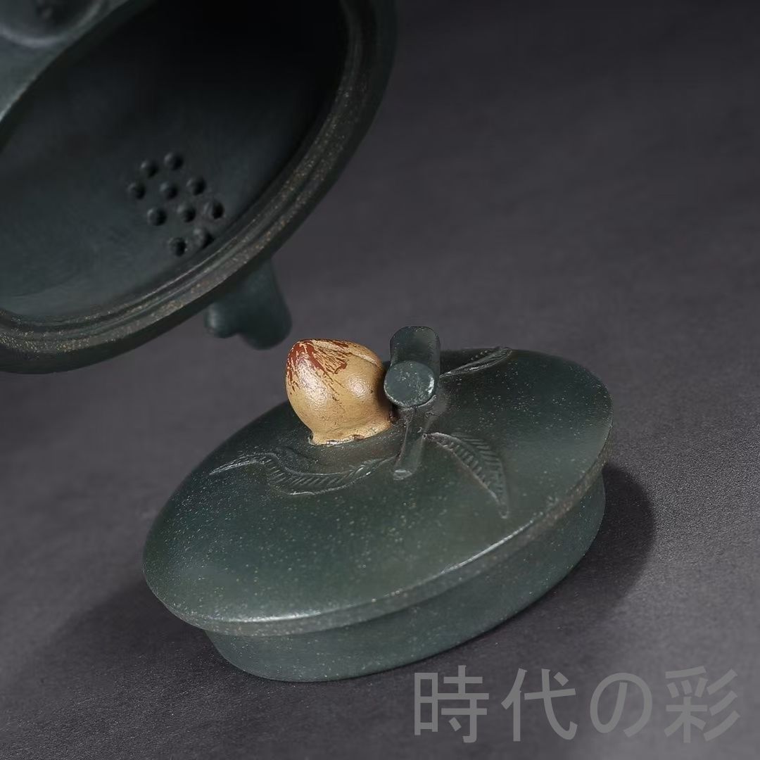  旧蔵 大生 寿桃蓋壺 原鉱緑泥 紫砂壺 名家作款 茶器 急須 手作り 宜興 朱泥 紫砂 中国茶器 煎茶道具 時代物 唐物 在銘 骨董品 古美術 陶器 中国茶器 キッチン 食器