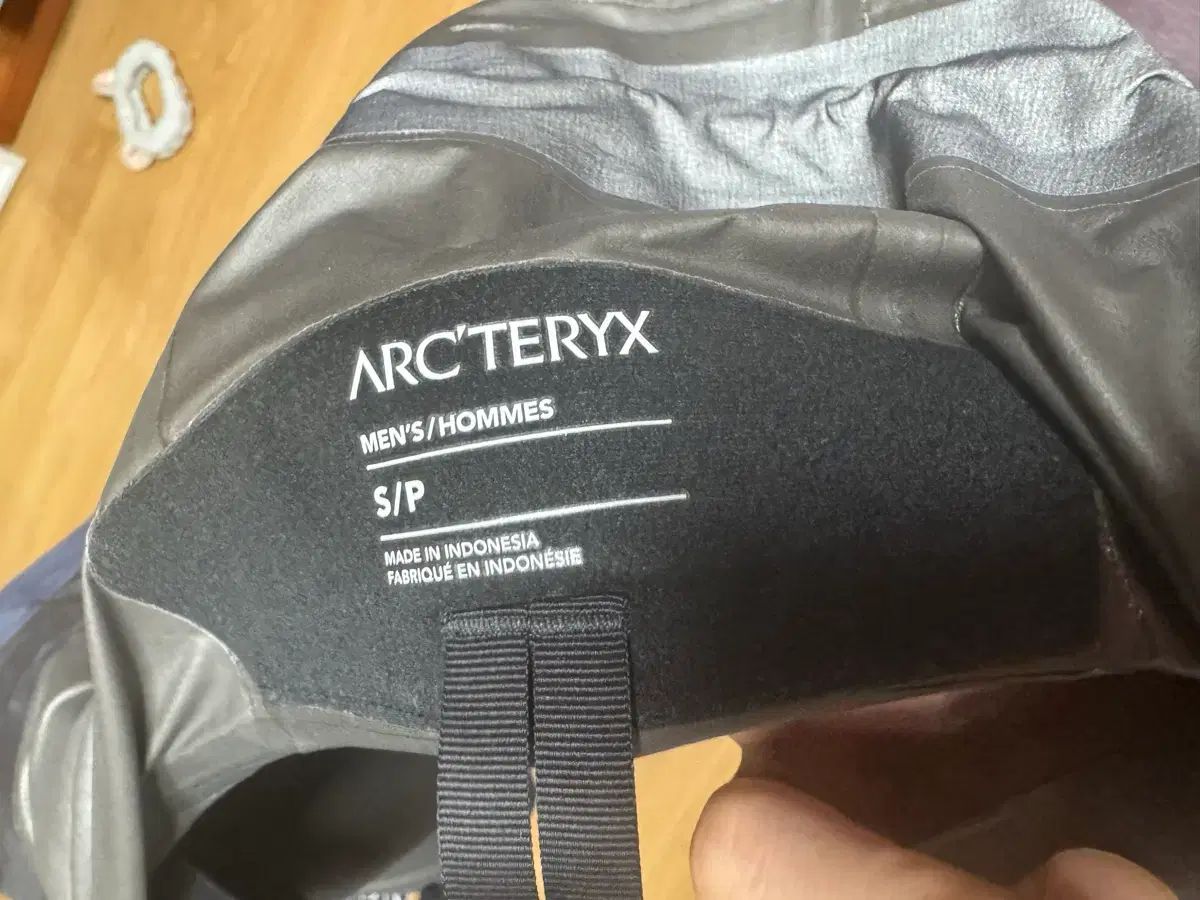 ARC TERYX アークテリクス メンズ ZETA S サイズ