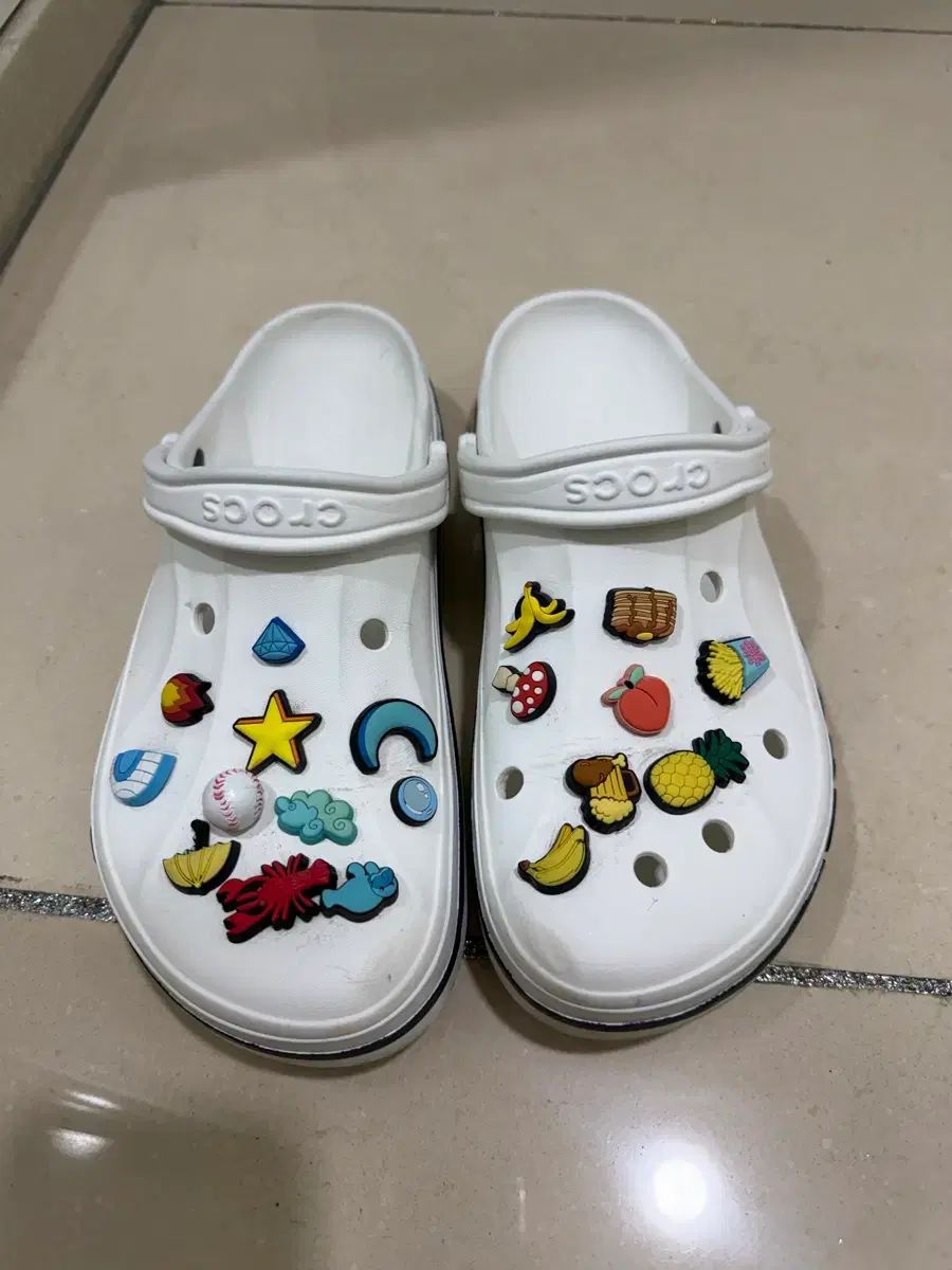 Crocs クロックス バヤ ＋ ジビッツ
