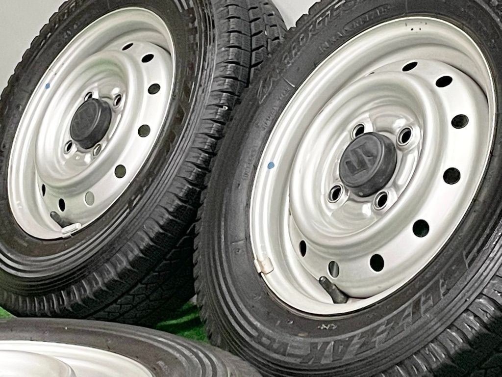 ︎ バリ溝スタッドレス スズキ キャリィ スチール 12 in 4 00 B 45 PCD 100 ブリザック VL 1 145 R LT 6 PR エブリィ 軽トラック