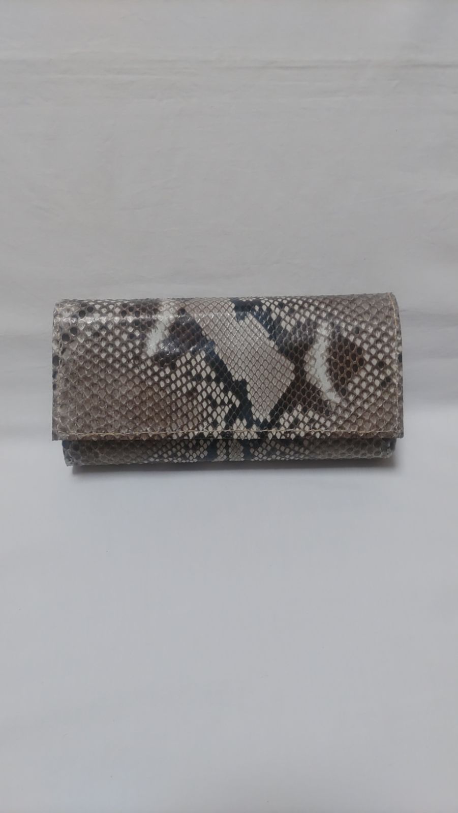 ダイヤモンド•パイソン 長財布 男女兼用