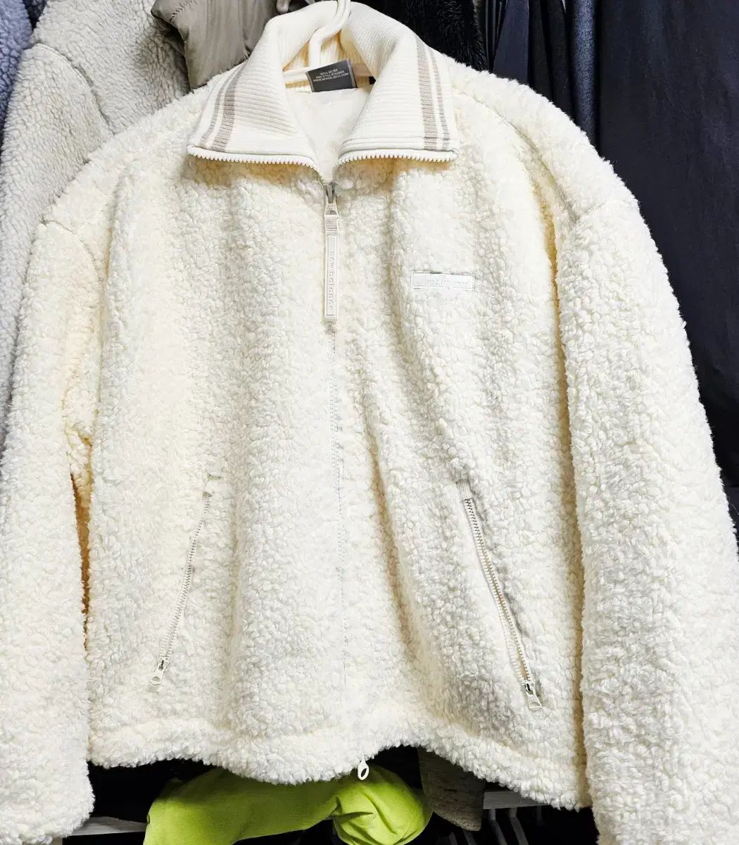 ニュー ンス アイボリー シープスキン ジャケット S サイズ