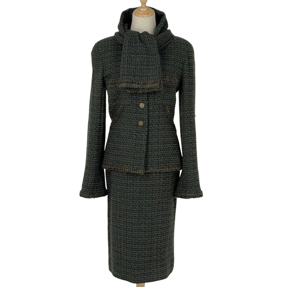 シャネル CHANEL ツイード セットアップ ココマークボタン ノーカラー