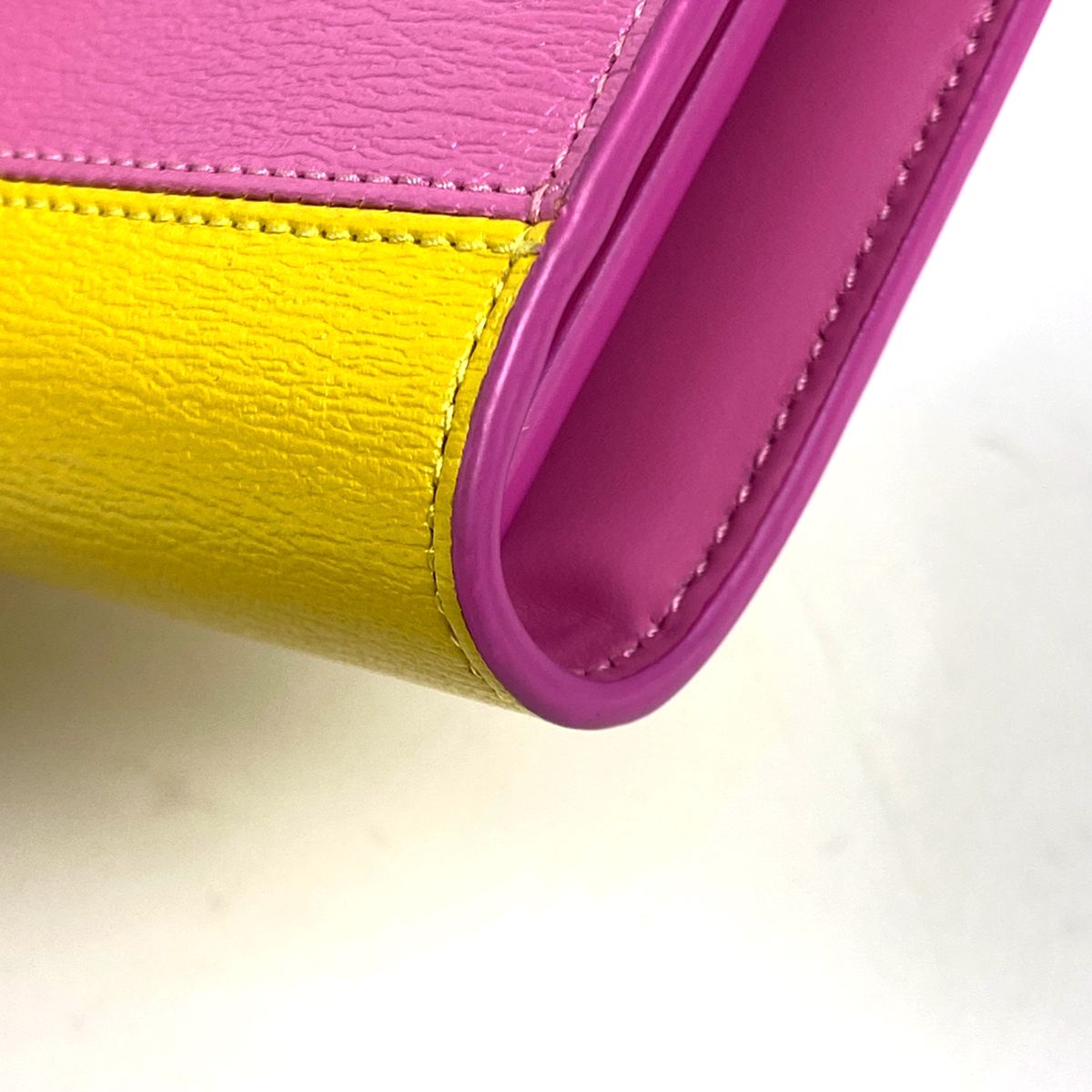 ブルガリ BVLGARI ロゴ 長財布 L字ファスナー ビーゼロワン バイカラー