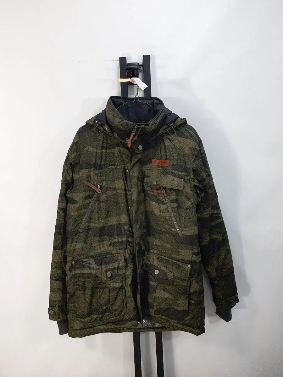 コロンビア ダウン カモフラージュ ダックダウン パーカ ジャケット