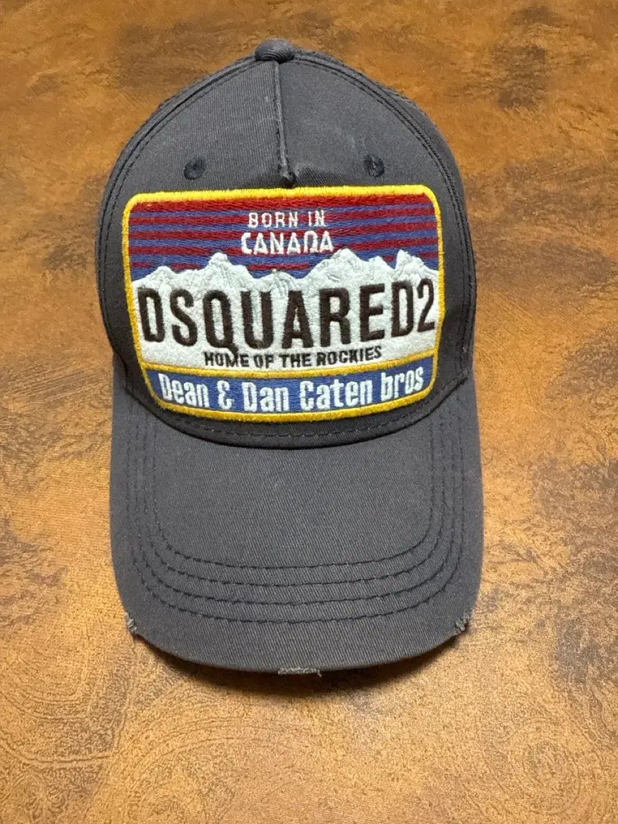 ディースクエアード2 グレー キャップ 帽子