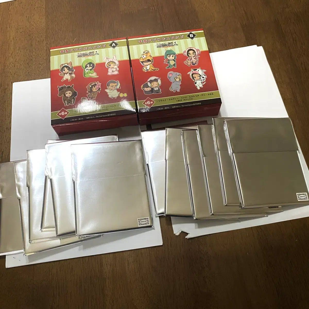 進撃の巨人 エレン ミカサ アルミン アルレルト リヴァイ エルヴィン スミス ハン ハンジ ジャン キルシュタイン サシャ アクリル グッズ