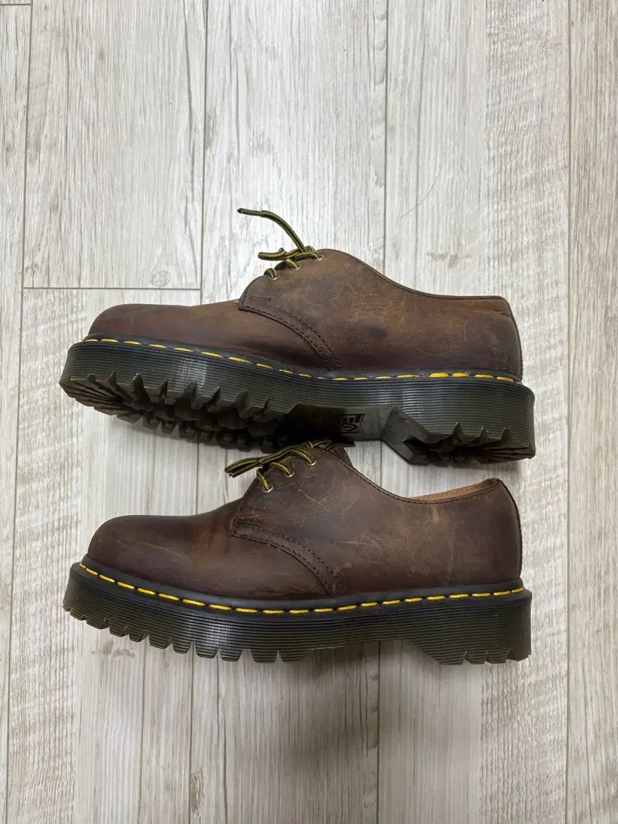 DR MARTENS ドクターマーチン 1461 3ホール ベックス Hot Sauce Crazy Ver 麻