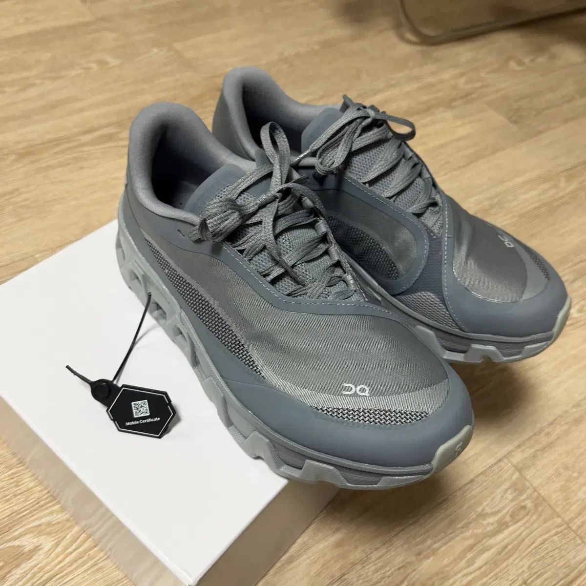 260 単ランニング パフクラウドMONSTER グレーハイパーFANTOM アポロ