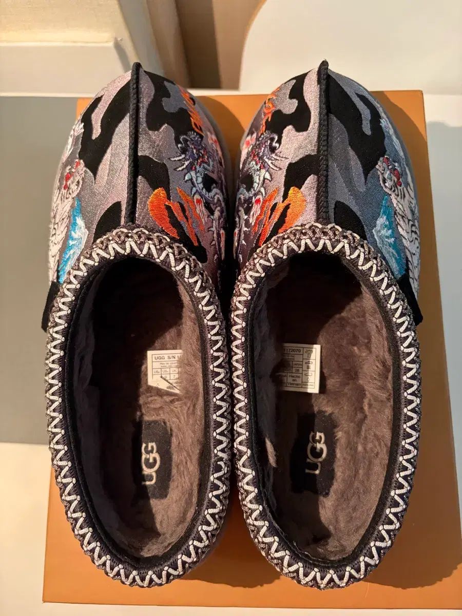 PALACE x UGG タスマン ブラックカモフラージュ 260 8 サイズ