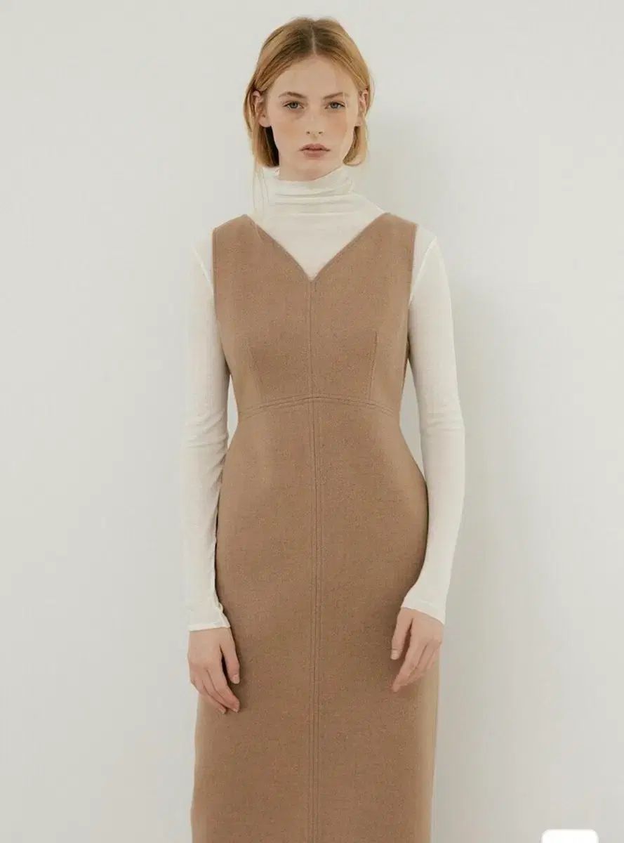 blank 03 Vネック ロング ONE PIECE M