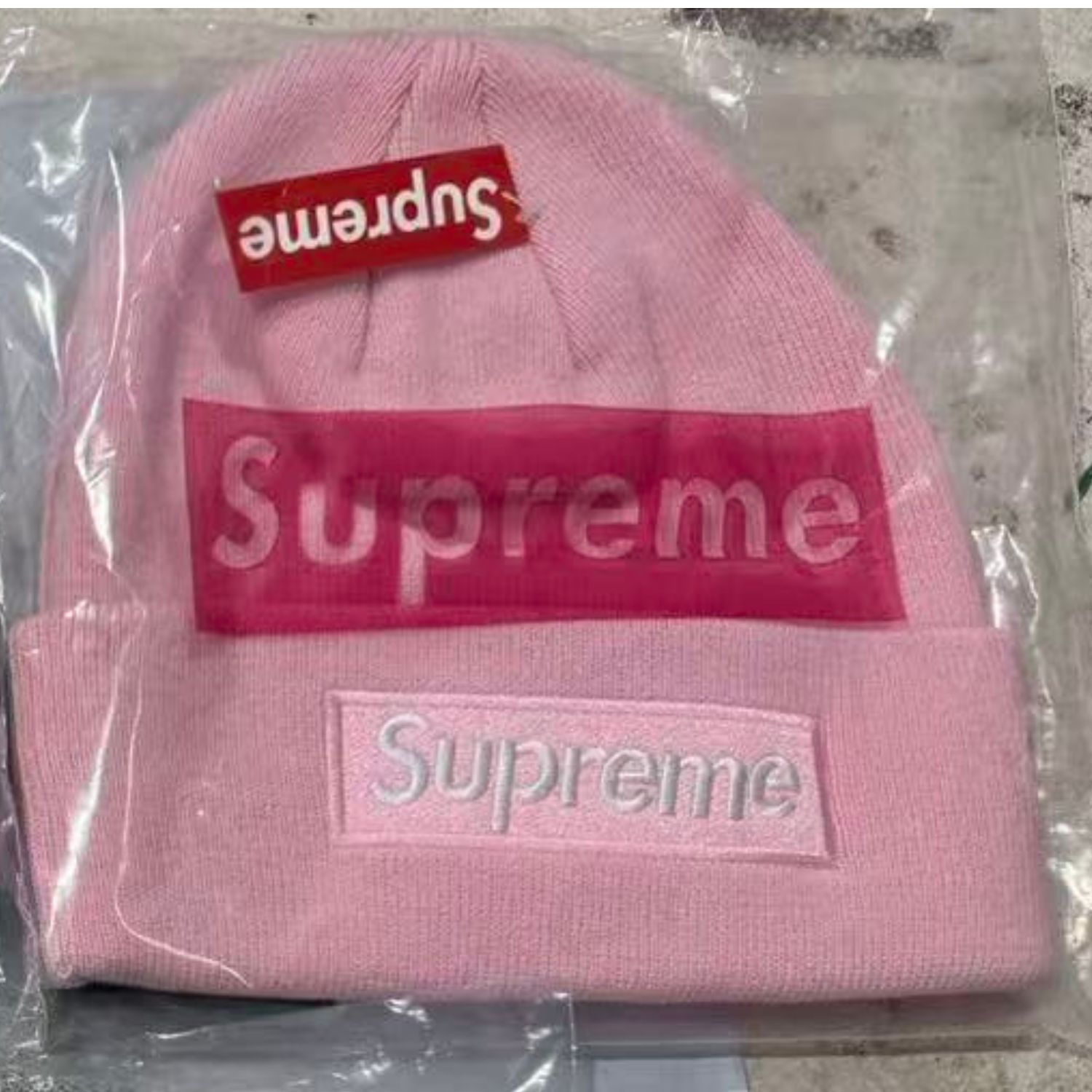 Supreme ピンク ニット帽 supreme/シュプリーム/ピンクコットンニット帽 - メルカリ