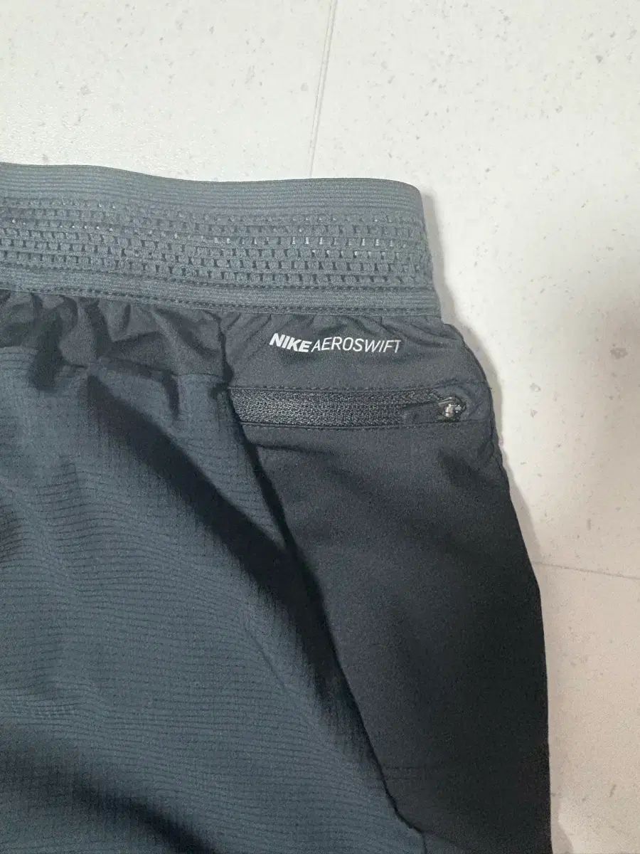 ナイキ エアロスイフト 2-in-1 ズボン M ジョガーパンツ スウェットパンツ パンツ メンズ