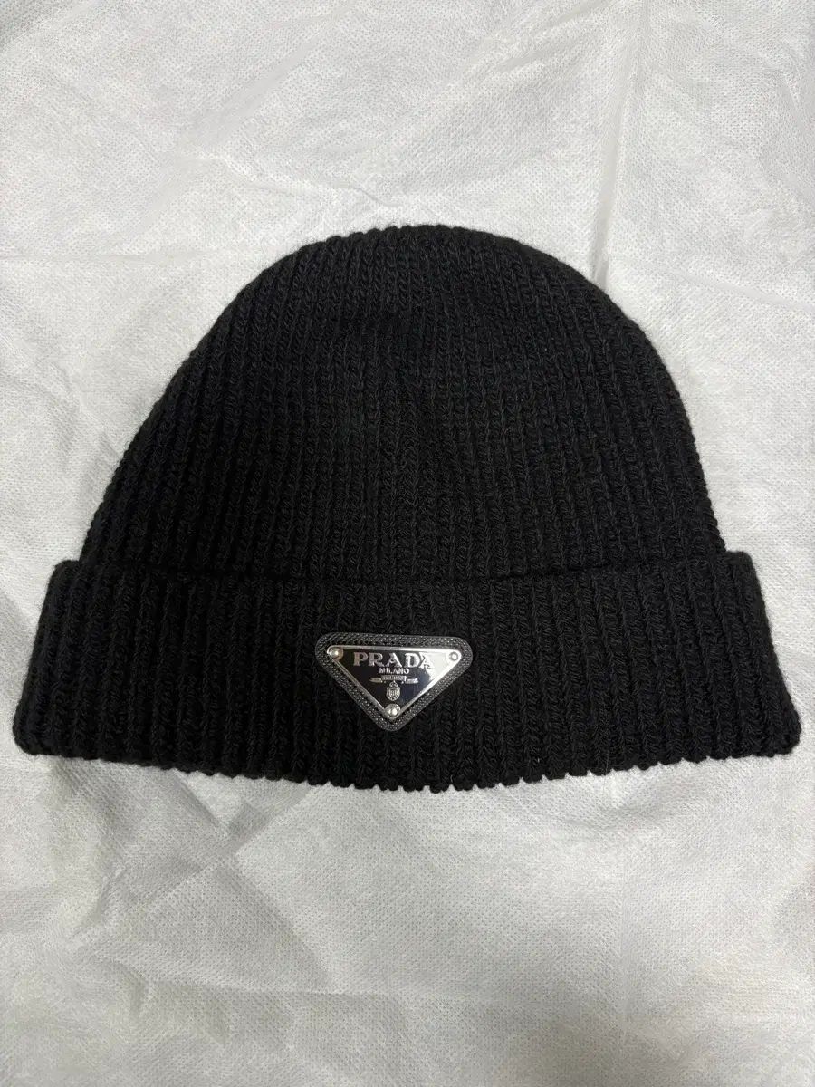 PRADA プラダ ブラック ビーニー Mサイズ | 2 HC 426 3 IM F 0002 03