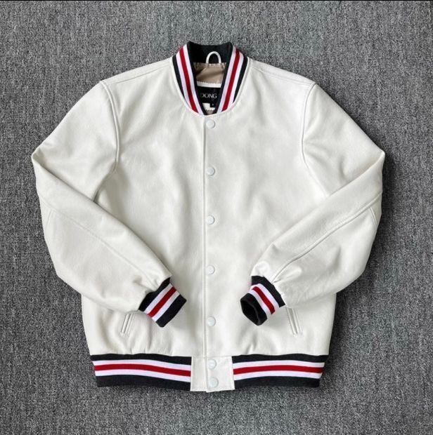 レザージャケット アメカジ 革ジャン カウハイド 本革 ライダース プロテクターポケット付き 牛革 バイクレザー ハーレー 機関車 S～5XLホワイト