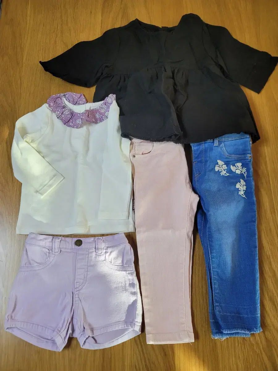 【お買い得，新作】 シュシュアンクラ ZARA ザラ 1y その他