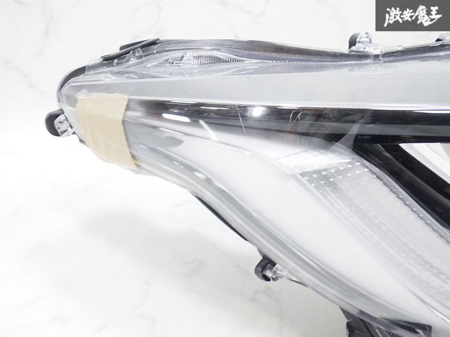 トヨタ 純正 MXPA10 MXPA15 KSP210 ヤリス LED ヘッドライト ヘッド