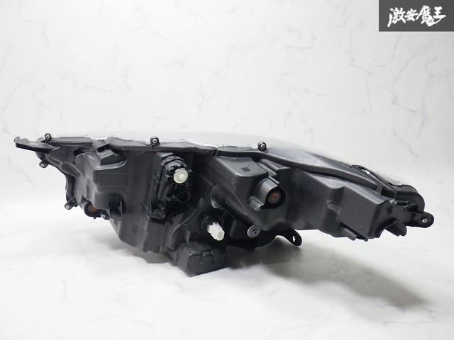 トヨタ 純正 MXPA10 MXPA15 KSP210 ヤリス LED ヘッドライト ヘッド