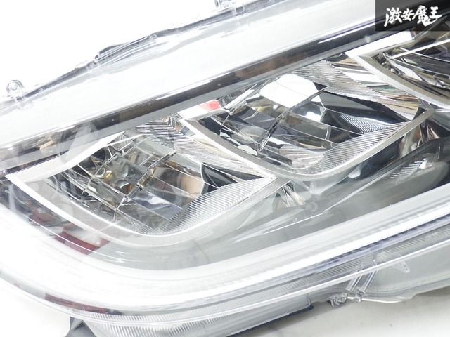 トヨタ 純正 MXPA10 MXPA15 KSP210 ヤリス LED ヘッドライト ヘッド