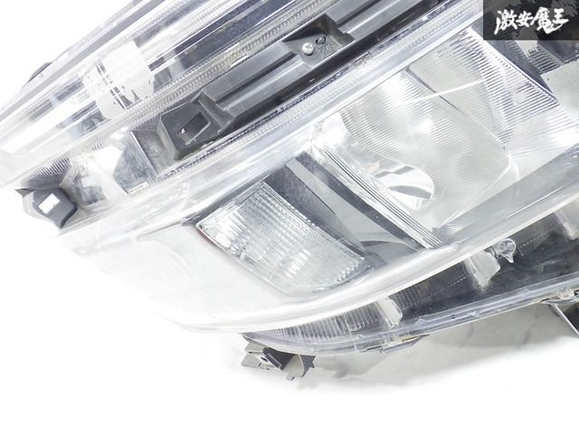 トヨタ 純正 ZRR80W ZRR85W ヴォクシー 前期 LED ヘッドライト ヘッド