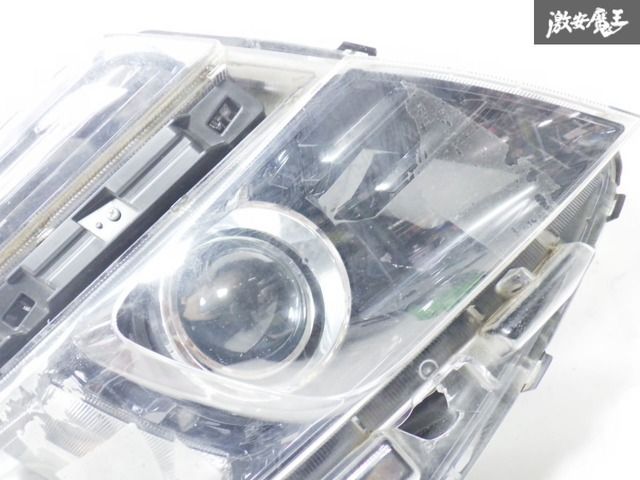 トヨタ 純正 ZRR80W ZRR85W ヴォクシー 前期 LED ヘッドライト ヘッド