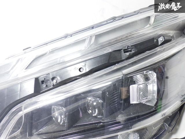 トヨタ 純正 ZRR80W ZRR85W 80 ヴォクシー 煌 後期 LED ヘッドライト
