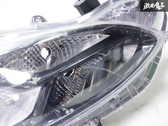 MXPK11アクア右中古ヘッドライト 81110-52N80 MXPK11アクア右中古