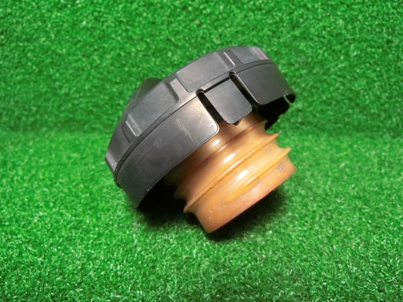 a8459] 送料無料 ホンダ ライフ JB5 フューエル ガソリン 給油口