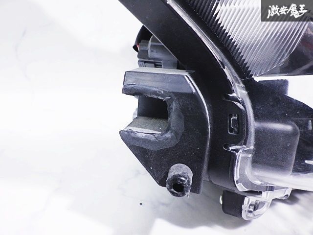 トヨタ 純正 M900A M910A ルーミー 前期 LED ヘッドライト ヘッド