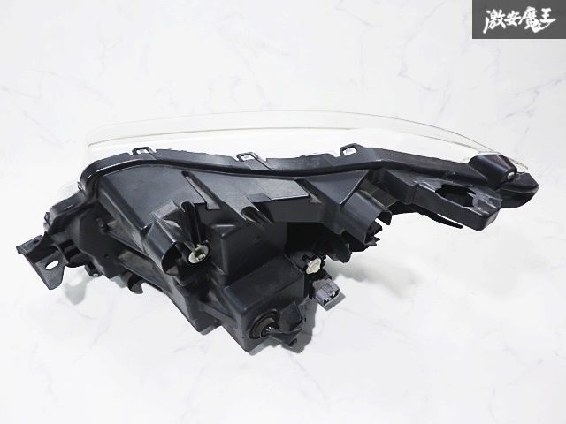 純正トヨタ M900A ルーミー 左右ヘッドライト STANLEY W3919 トヨタ 純正 M900A M910A ルーミー 前期 LED ヘッドライト ヘッド