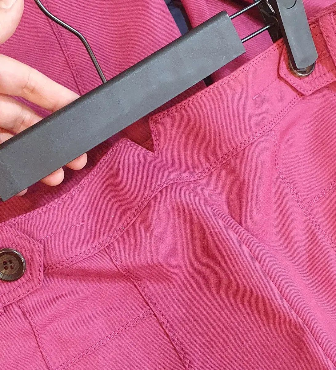 ズボン サイズ67