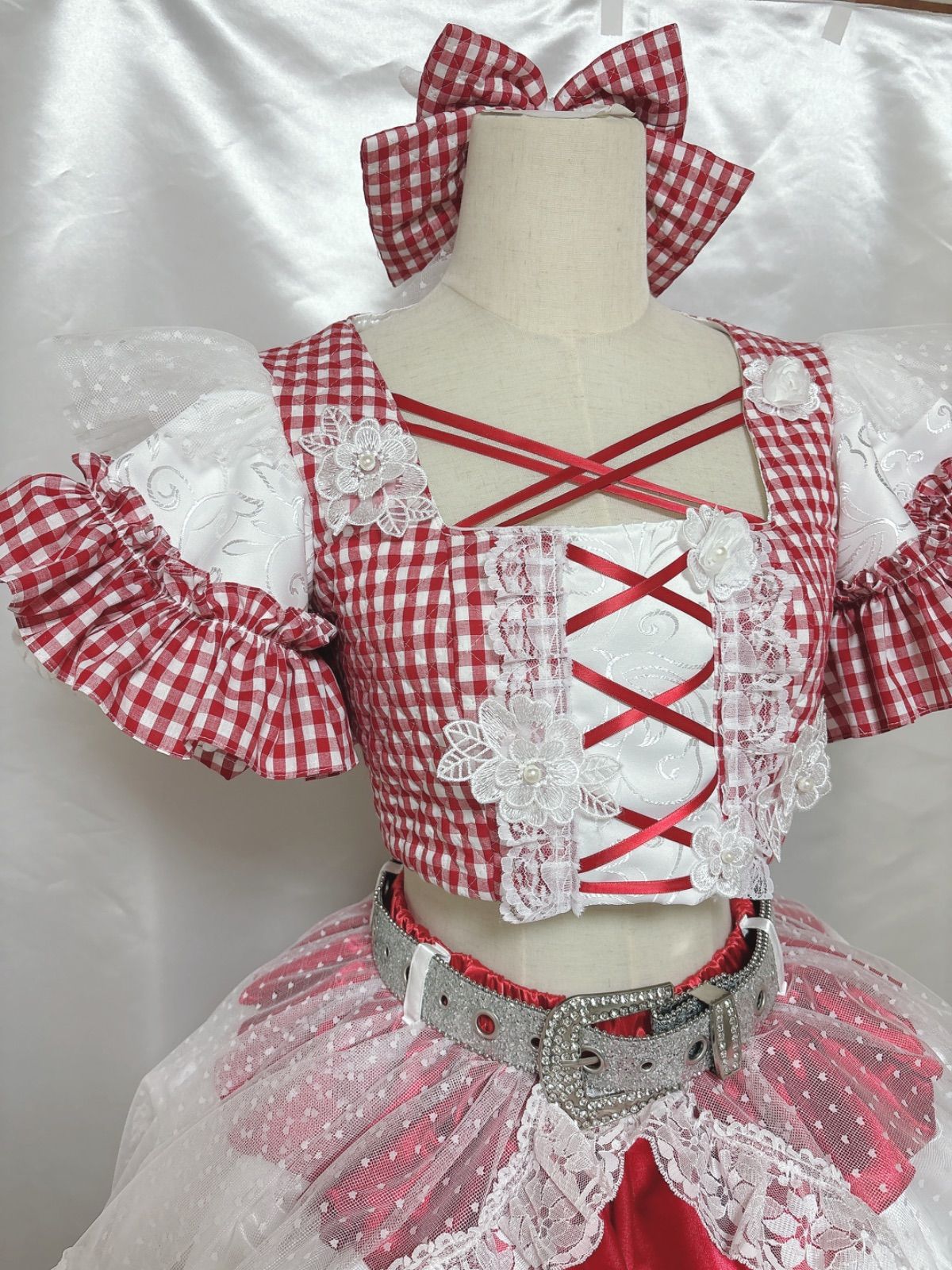 コンカフェ衣装 赤