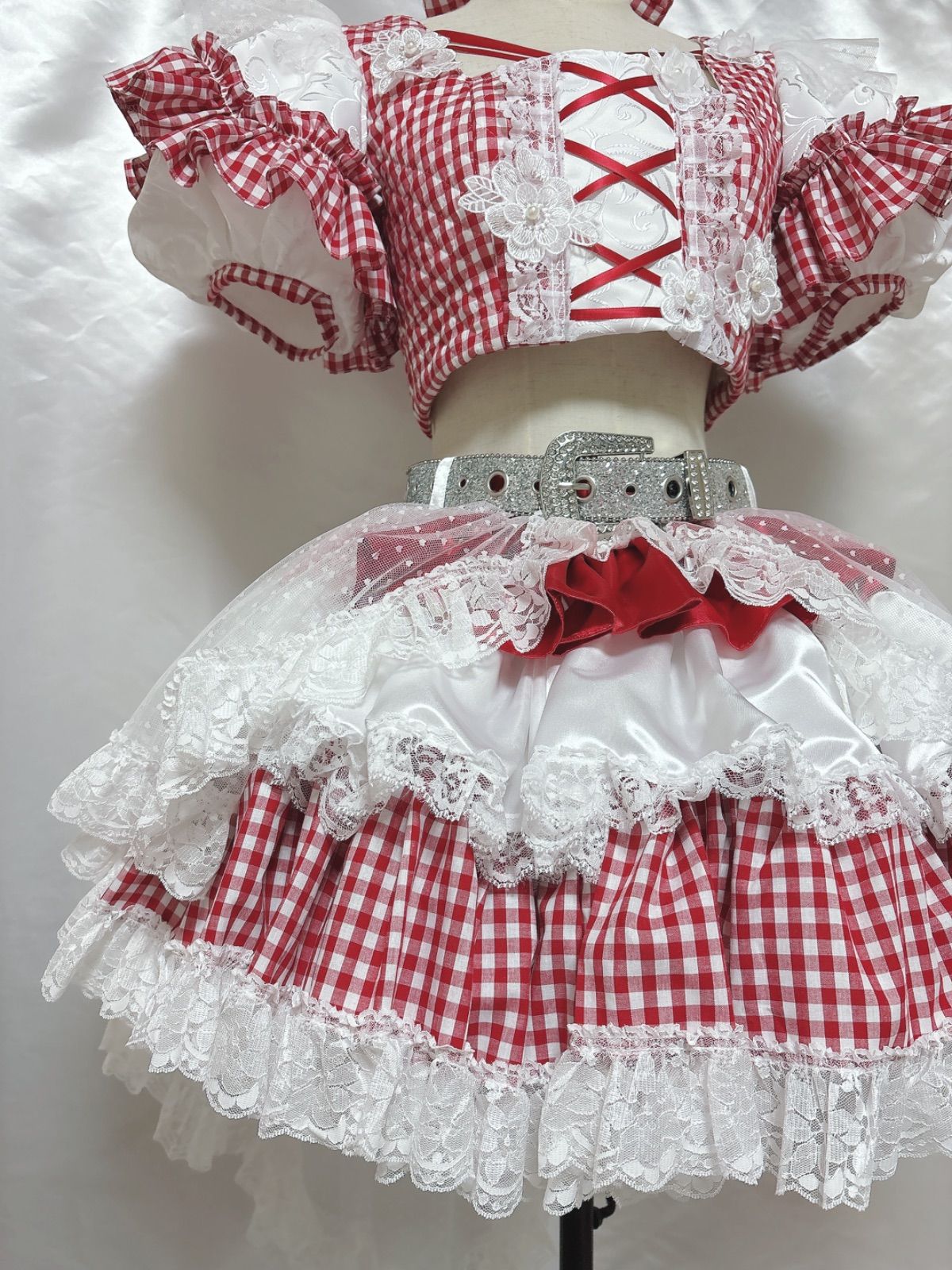 コンカフェ衣装 赤