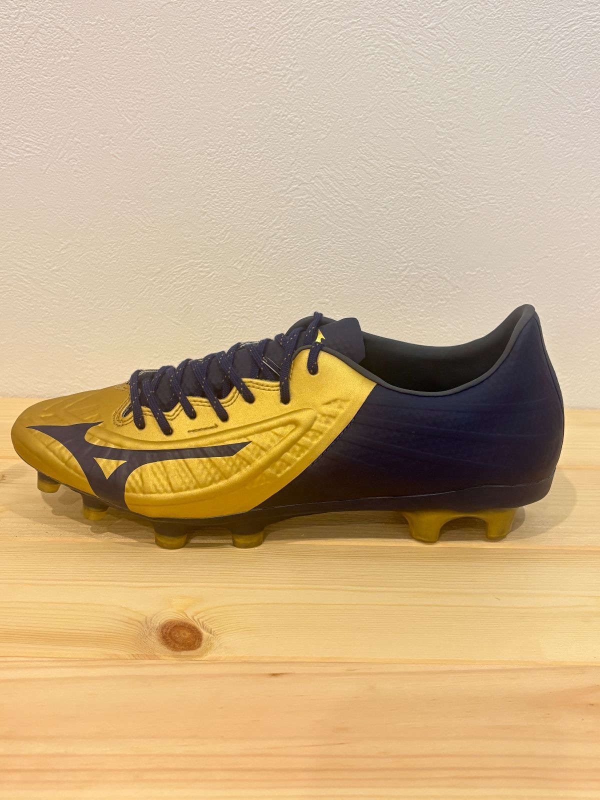 ミズノ mizuno ビュラ 3 プロ REBULA PRO サッカースパイク ゴールド×ネイビー 28㎝