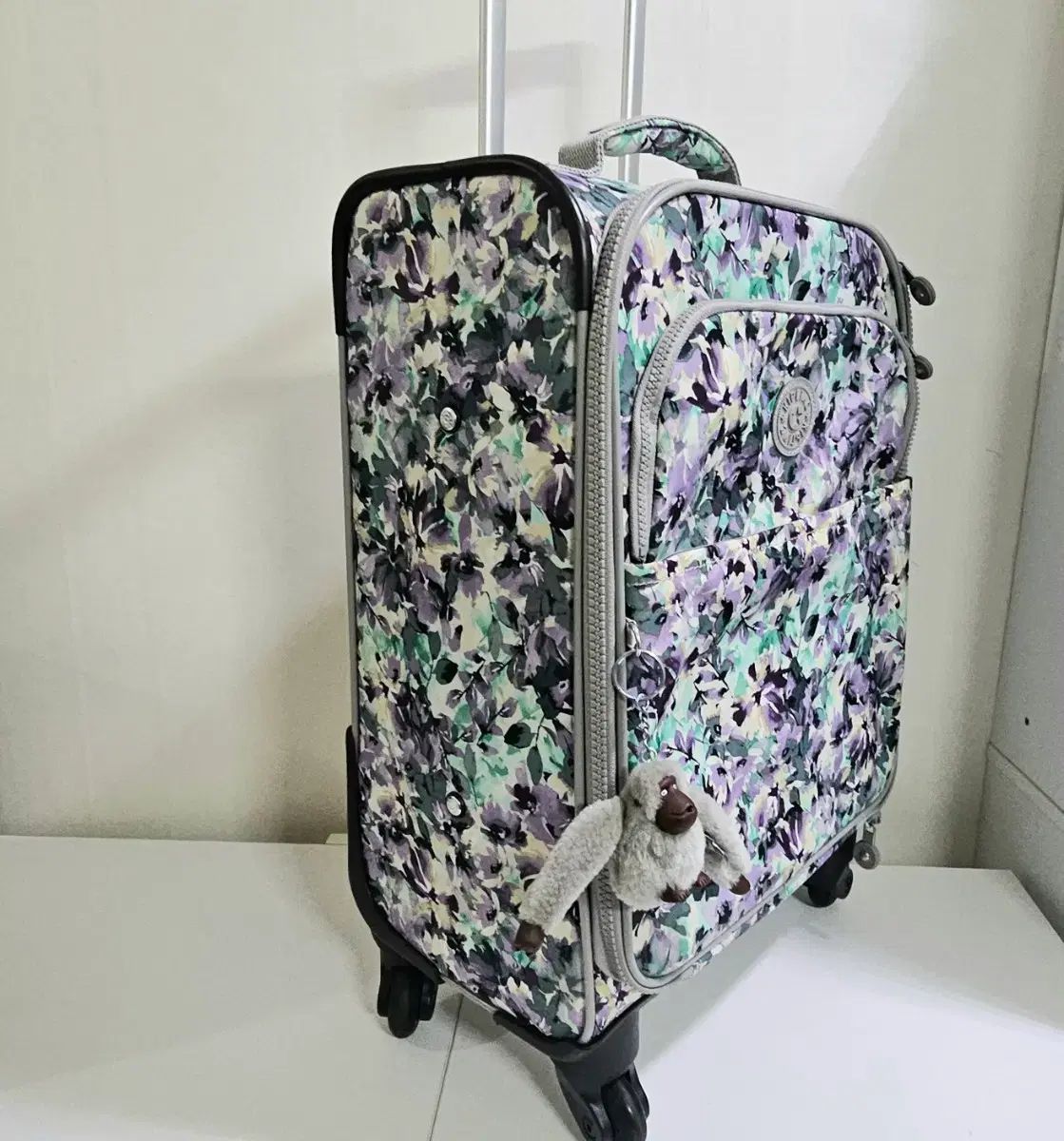 キプリング 22インチ 機内持ち込み ソフト キャリア