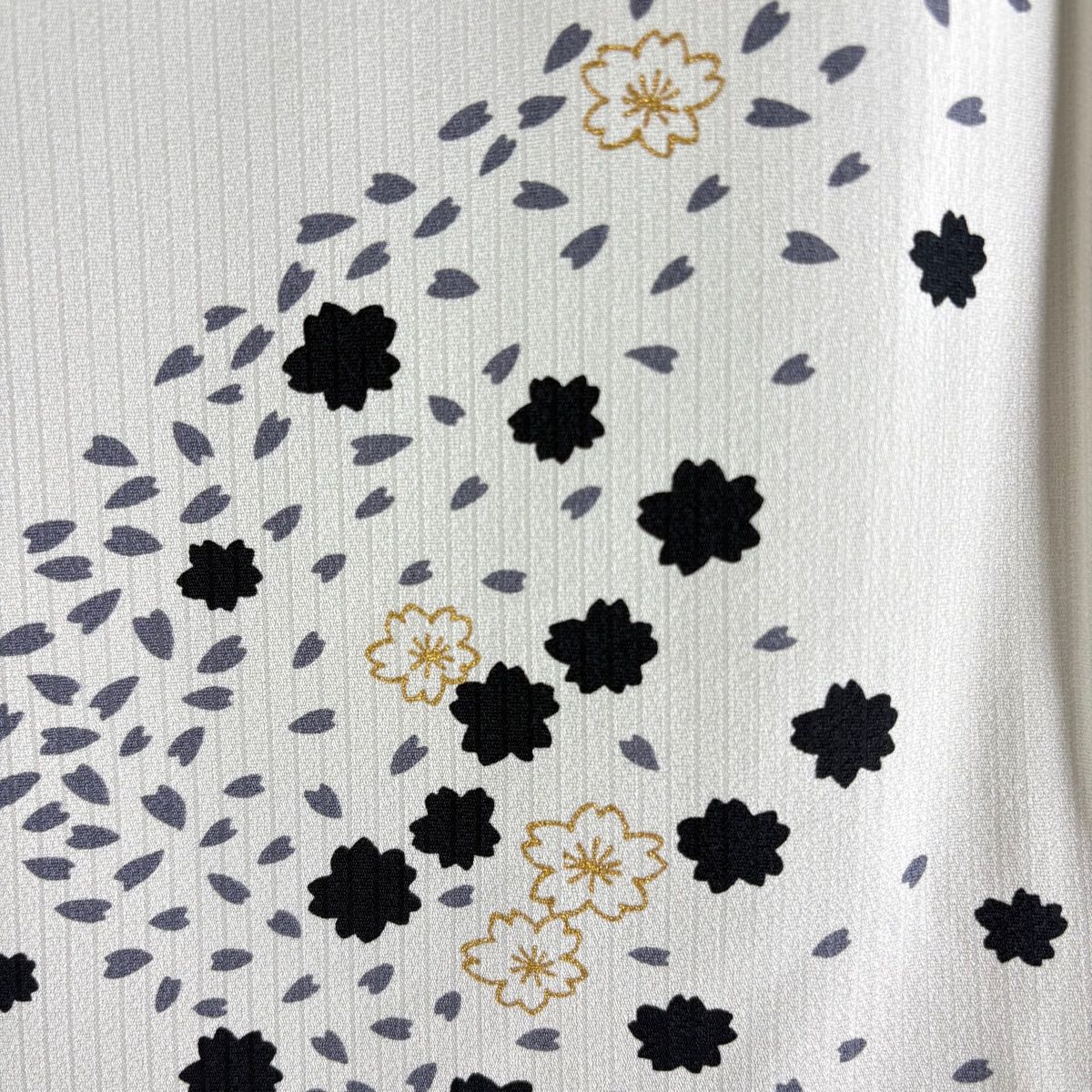  羽織 身丈99 cm 裄丈67 5 L 桜 金彩 クリーム 正絹 羽織 着物 浴衣