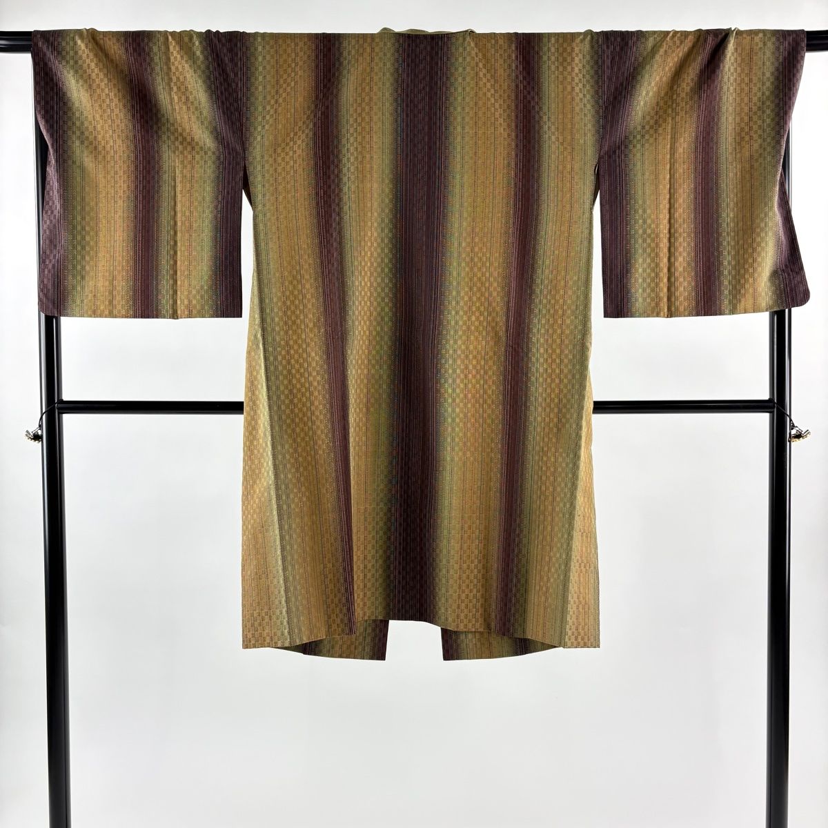 道中着 身丈109 cm 裄丈70 L 和装コート 縦縞 地紋 山吹茶色 正絹