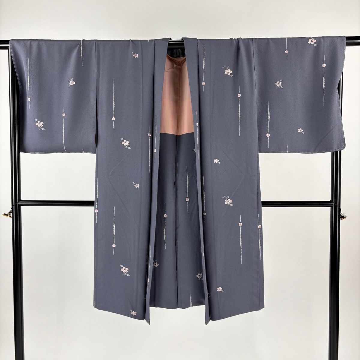  羽織 身丈109 5 cm 裄丈71 L 草花 幾何学 灰色 正絹 羽織 着物 浴衣