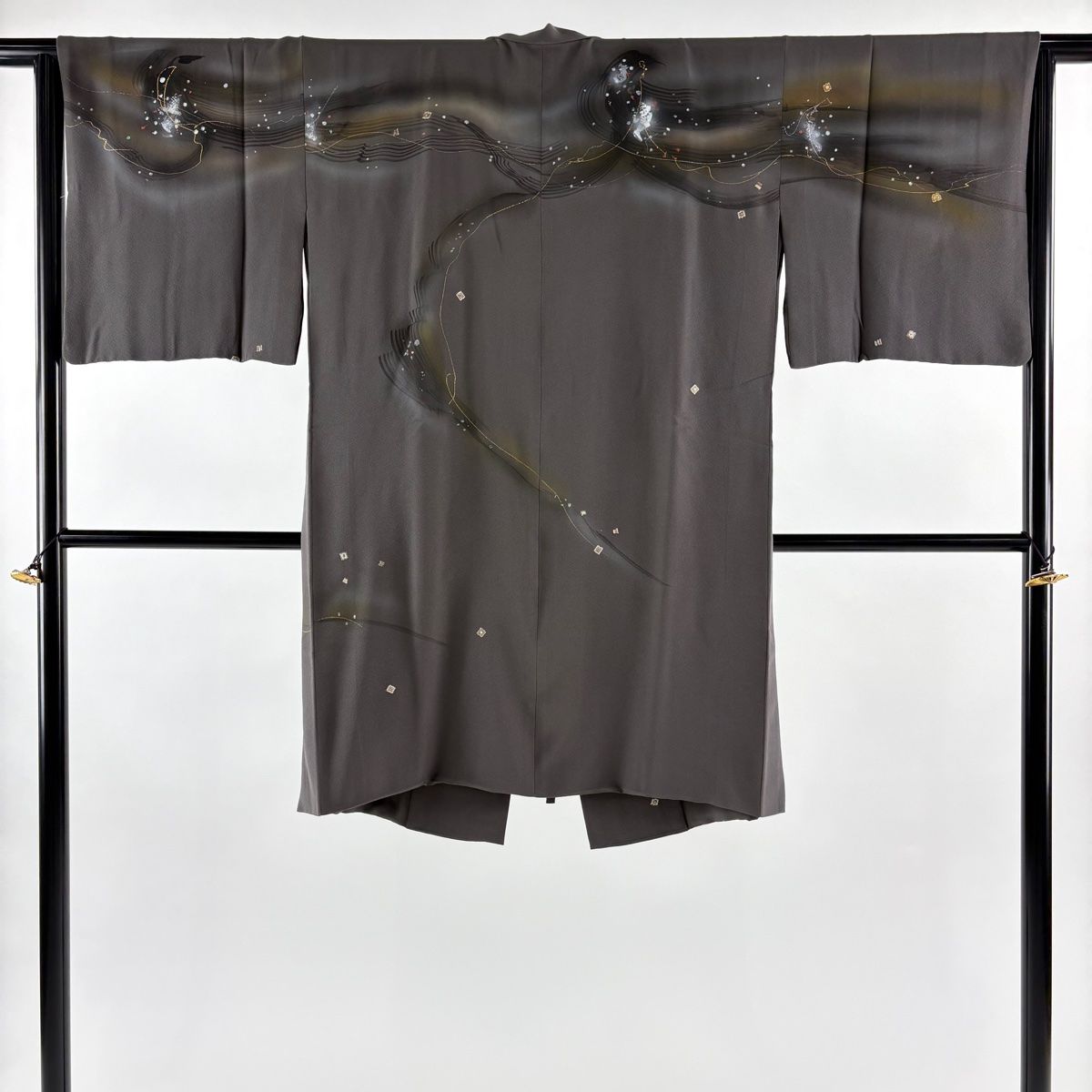 道中着 身丈102 cm 裄丈64 5 M 和装コート 落款 幾何学 金銀彩 刺繍 灰茶 正絹