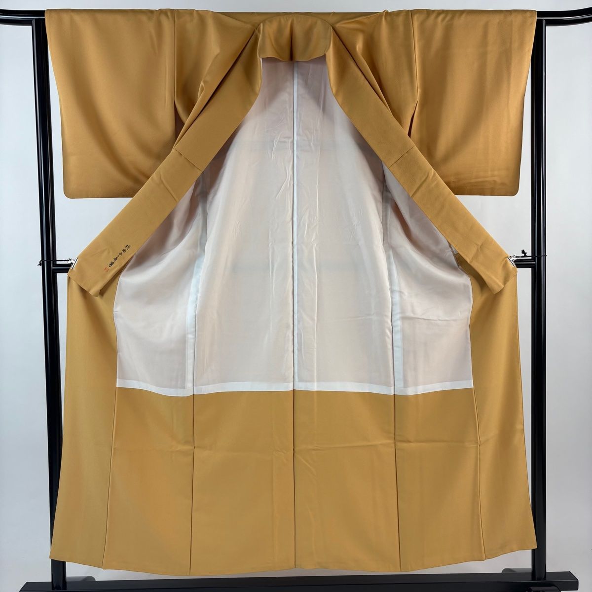 色無地 身丈154cm 裄丈64cm M 袷 人間国宝 羽田登喜男 さんび 洗える