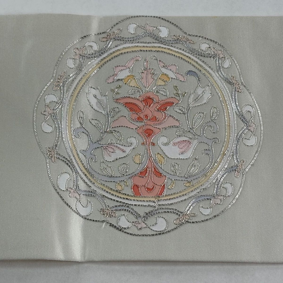 美品】 名古屋帯 優品 草花 鳥 銀糸 灰白 正絹 【中古】 - メルカリ