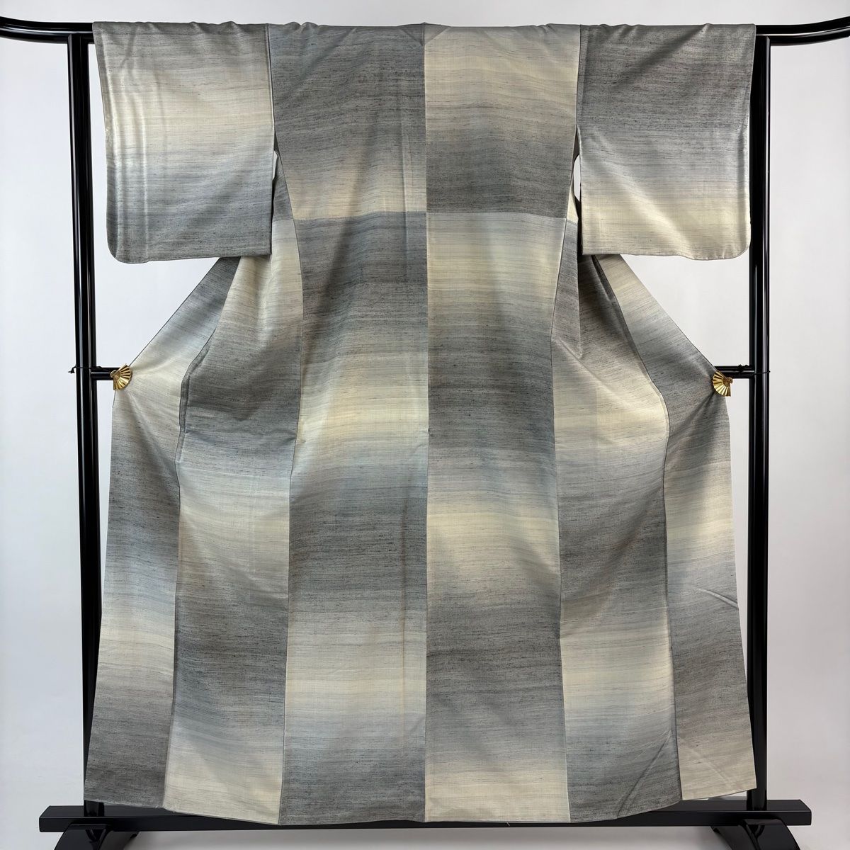 紬 身丈158 cm 裄丈63 S 袷 段縞 灰色 正絹 秀品