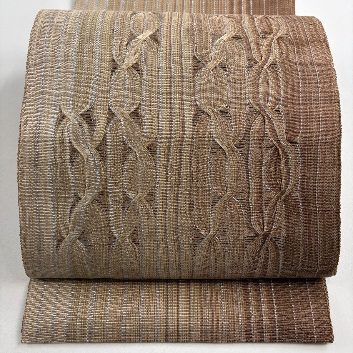 美品】 名古屋帯 秀品 八寸名古屋帯 縞 幾何学 銀糸 薄茶色 正絹