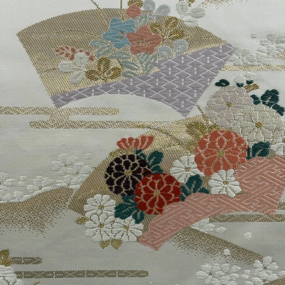名古屋帯 秀品 扇面 草花 唐織 箔 クリーム 正絹