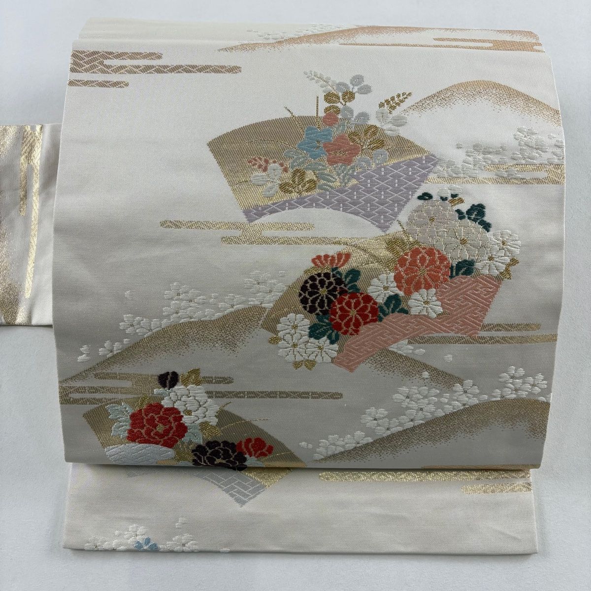 名古屋帯 秀品 扇面 草花 唐織 箔 クリーム 正絹