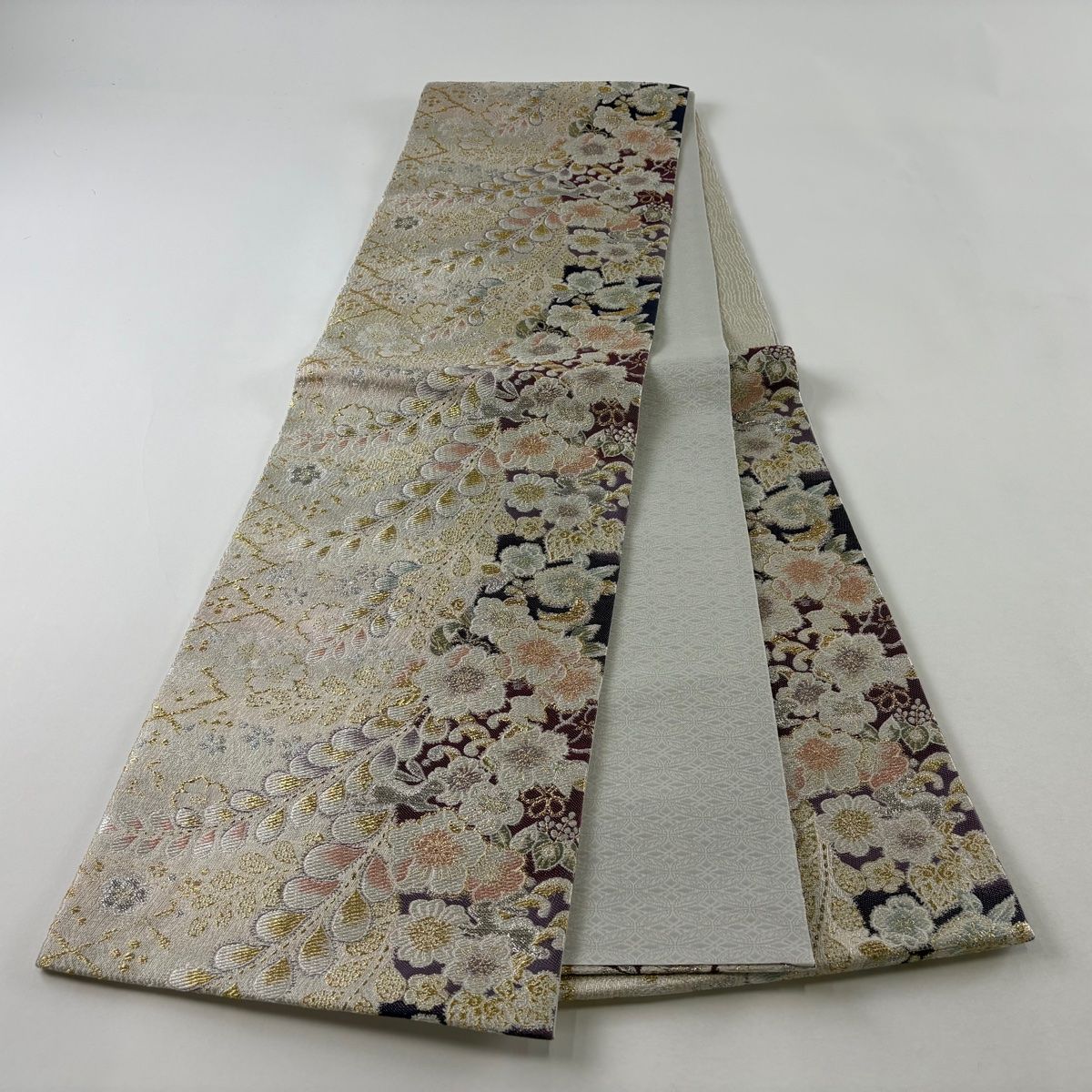 正絹 袋帯 両面 全通 水面と献上 図案 やまと誂製 逸品 美品】 袋帯 秀品 やまと 献上取にうさぎと辻が花 金銀糸 箔 ベージュ